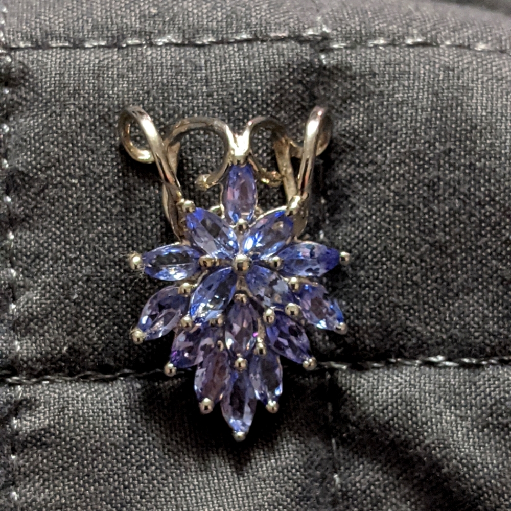 Silver Tanzanite multi stone pendant